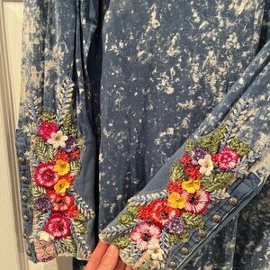 Aratta Blue Tie-Dye Top with Embroidered Cuff Detail